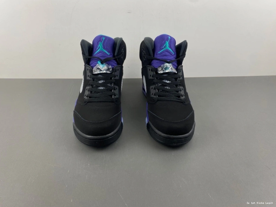 Air Grape' 136027-007 'Black Jordan  5 Retro 0902